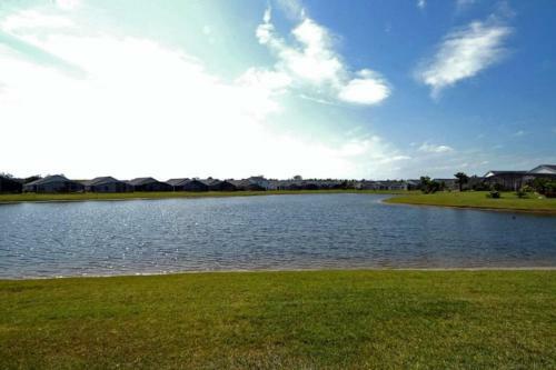 Luxurious 3 Bedroom Eagle Pointe Pool Home
