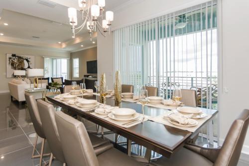 Top Deluxe Apartment At Storey Lake (262817)