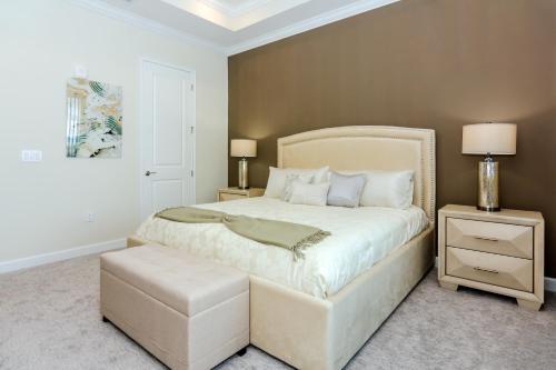Top Deluxe Apartment At Storey Lake (262817)