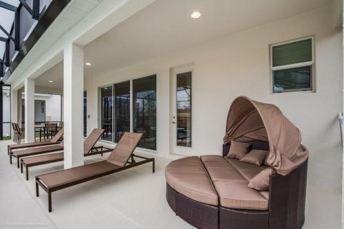 Calistoga Avenue Villa #259830 Villa