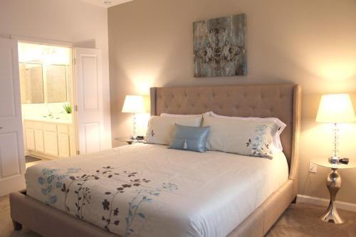 Villa Beautiful 4 Bedroom Home Accommodates 8 Guests