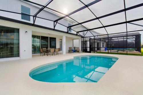 Villa 5 Bed Home At Bella Vida 347