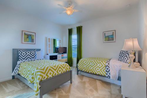Villa 5 Bed Home At Bella Vida 347