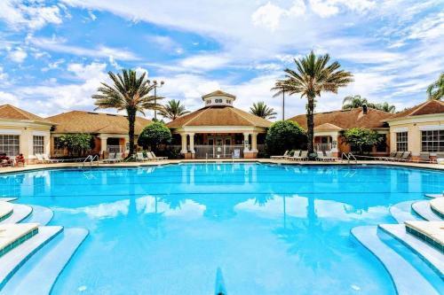 Windsor Palms (#2374)
