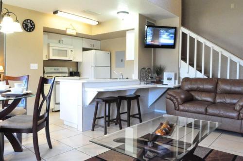 Mango Key #231407 Townhouse