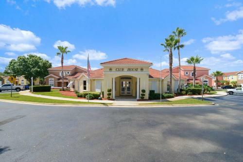 Spacious Villa With Private Pool - No Carpet - Disney Area