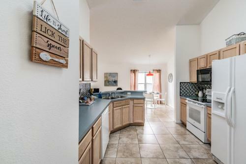 Spacious Villa With Private Pool - No Carpet - Disney Area