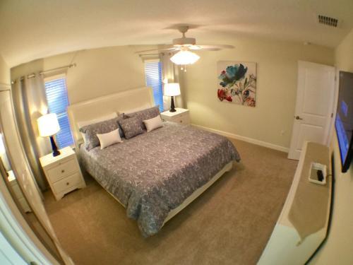 Four Bedrooms Home With Pool 4819