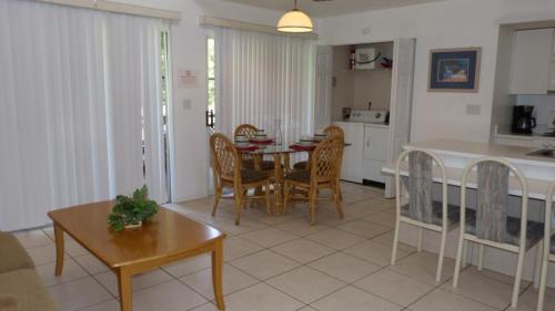 Mango Key #231404 Townhouse