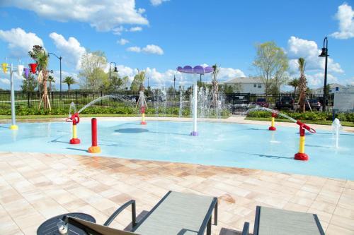 Four Bedrooms W/ Game & Pool 4900