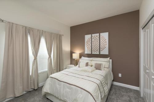 5 Bedroom Villa 10 Minutes From Disney