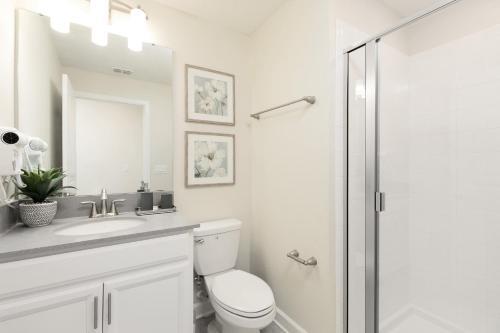 5 Bedroom Villa 10 Minutes From Disney