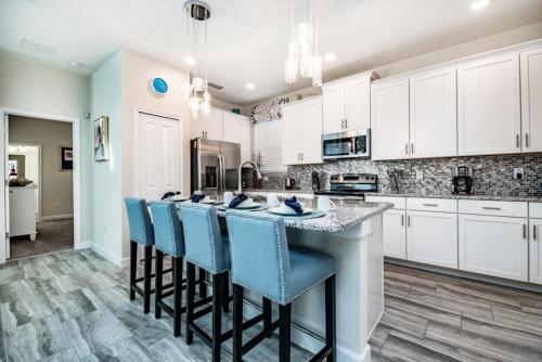 King Castle Villa #230920