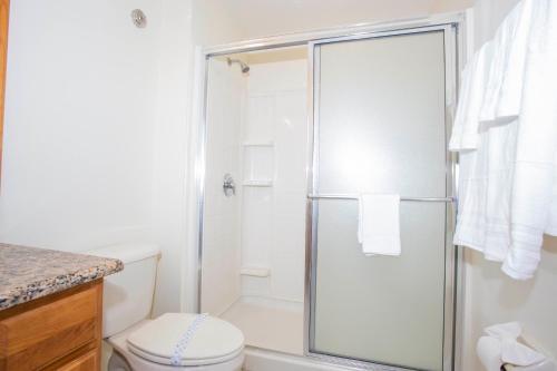 Four Bedroom W/ Pool Close To Disney 8570