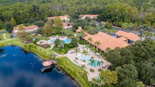 Four Bedroom W/ Pool Close To Disney 8570