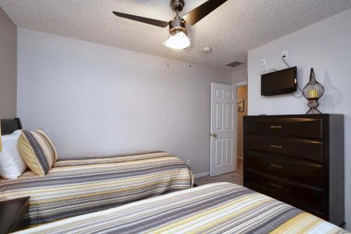 Villa Emerald Island- 4 Bedroom Pool Home- 2201em