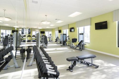 Beautiful Apartment At Storey Lake (272975)