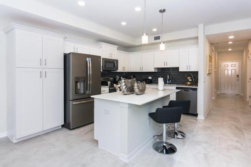 Beautiful Apartment At Storey Lake (272975)