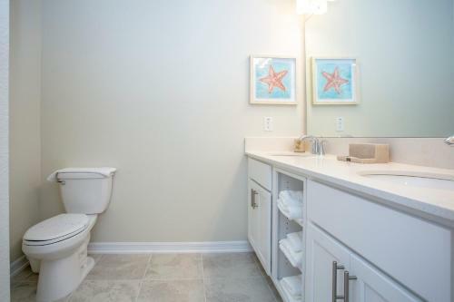 Luxurious 2 Bedroom Apartment Close To Disney 303