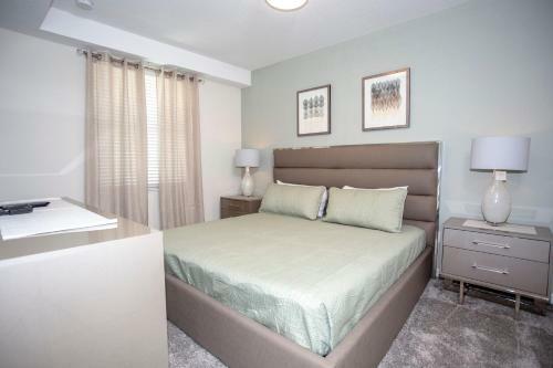Luxurious 2 Bedroom Apartment Close To Disney 303