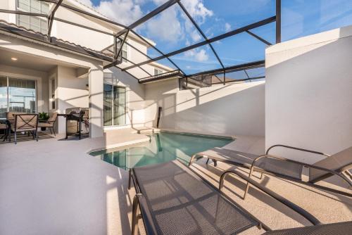 Luxury 4 Bed Villa For 11 Guests