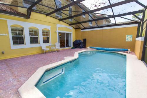 Yellow Lantana Townhome #230847 Townhouse