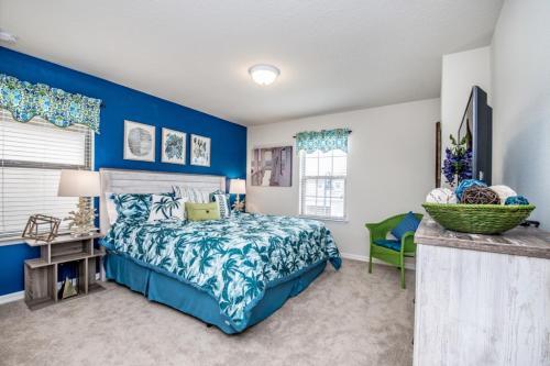Seven-bedroom Villa 8952