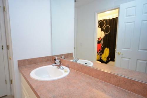 Stunning 4 Bedroom 3 Bath Villa In Cumbrian Lakes Resort