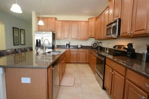 Luxury 6 Bedroom Pool Home In Paradise Palms Resort