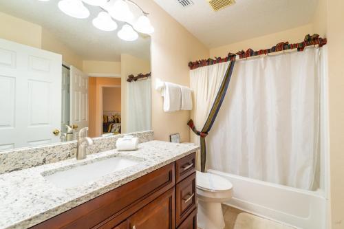 4 Bedroom Pool Home, Emerald Island Resort