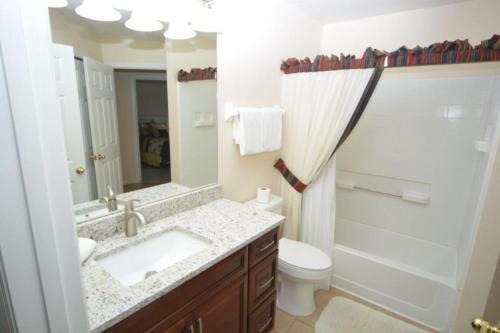 4 Bedroom Pool Home, Emerald Island Resort