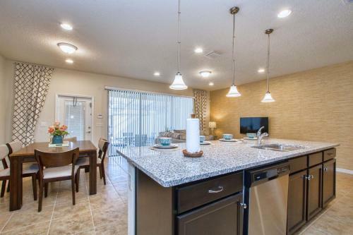 Windsor-4 Bed Townhouse W/splashpool-3812ww