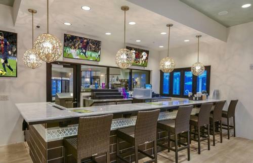 Windsor-4 Bed Townhouse W/splashpool-3812ww