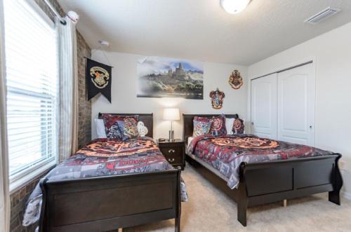 Villa Windsor At Westside 8811md