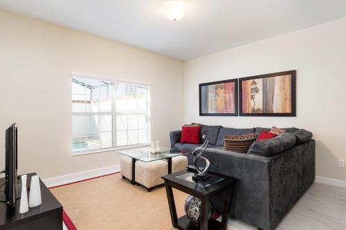 Lovely Vacation Townhouse With Pool Sl3103