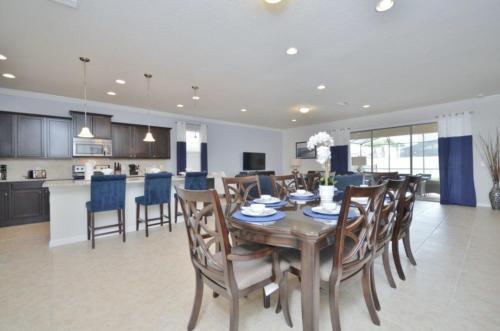Villa Menton Eight Bedroom 2888e