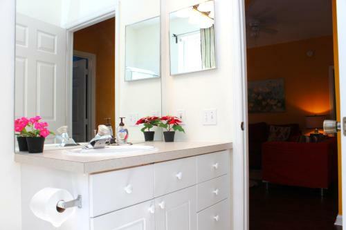 Green Condo At Windsor Palms Resort