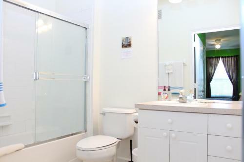 Green Condo At Windsor Palms Resort