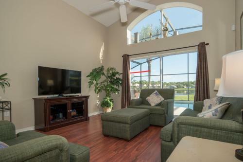 Lkb4705aw Lake Berkley - Four Bedroom Home