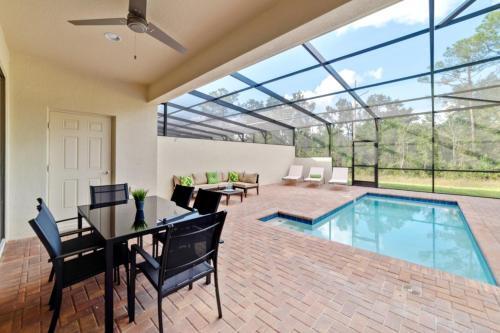 Windsor At Westside Luxury Pool Home Home