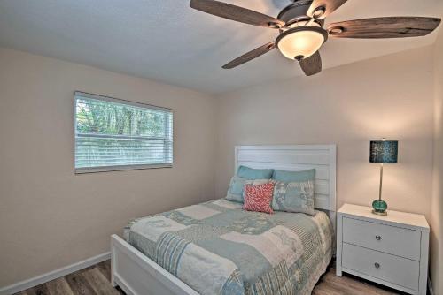 Family Home With Courtyard 2 Mi To Indian Rocks Beach