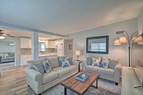 Family Home With Courtyard 2 Mi To Indian Rocks Beach