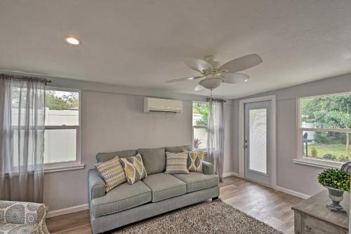 Family Home With Courtyard 2 Mi To Indian Rocks Beach