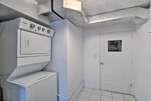 Family Home With Courtyard 2 Mi To Indian Rocks Beach