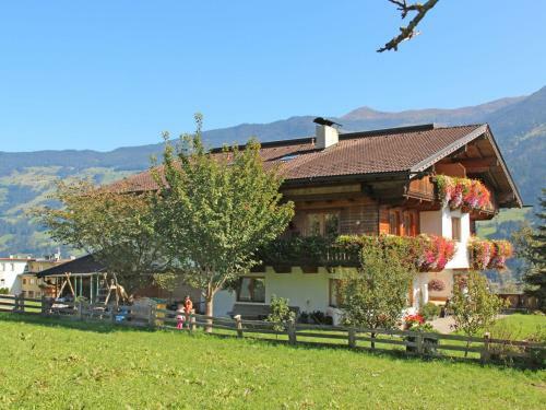 Apartment Neu I Fugen
