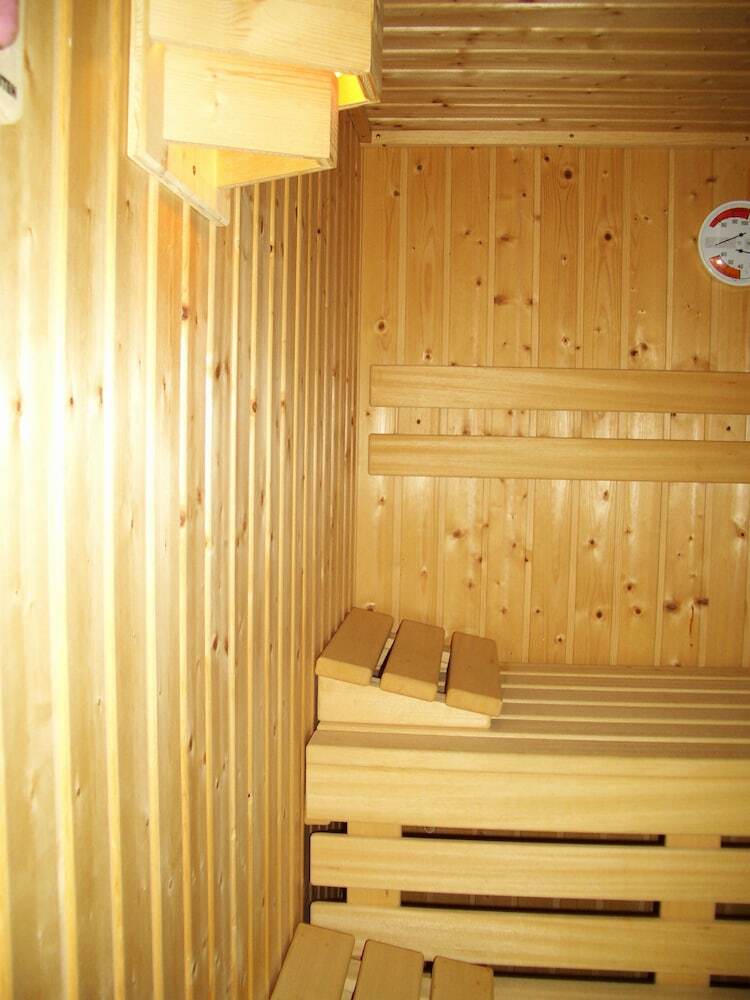 Hostal G�stehaus Burgi