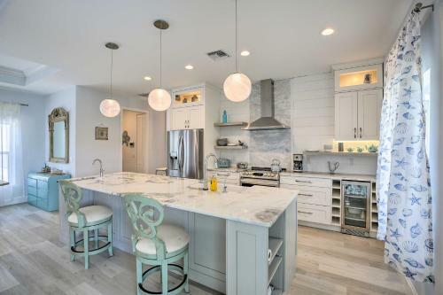 Spacious Lehigh Acres Sanctuary 1 Mi To Golf
