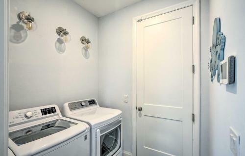 Spacious Lehigh Acres Sanctuary 1 Mi To Golf