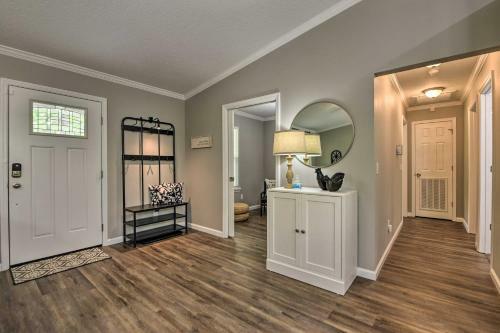 Live Oak Home With Fire Pit By River And Sosmp!
