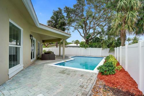 The Lighthouse Point Villa